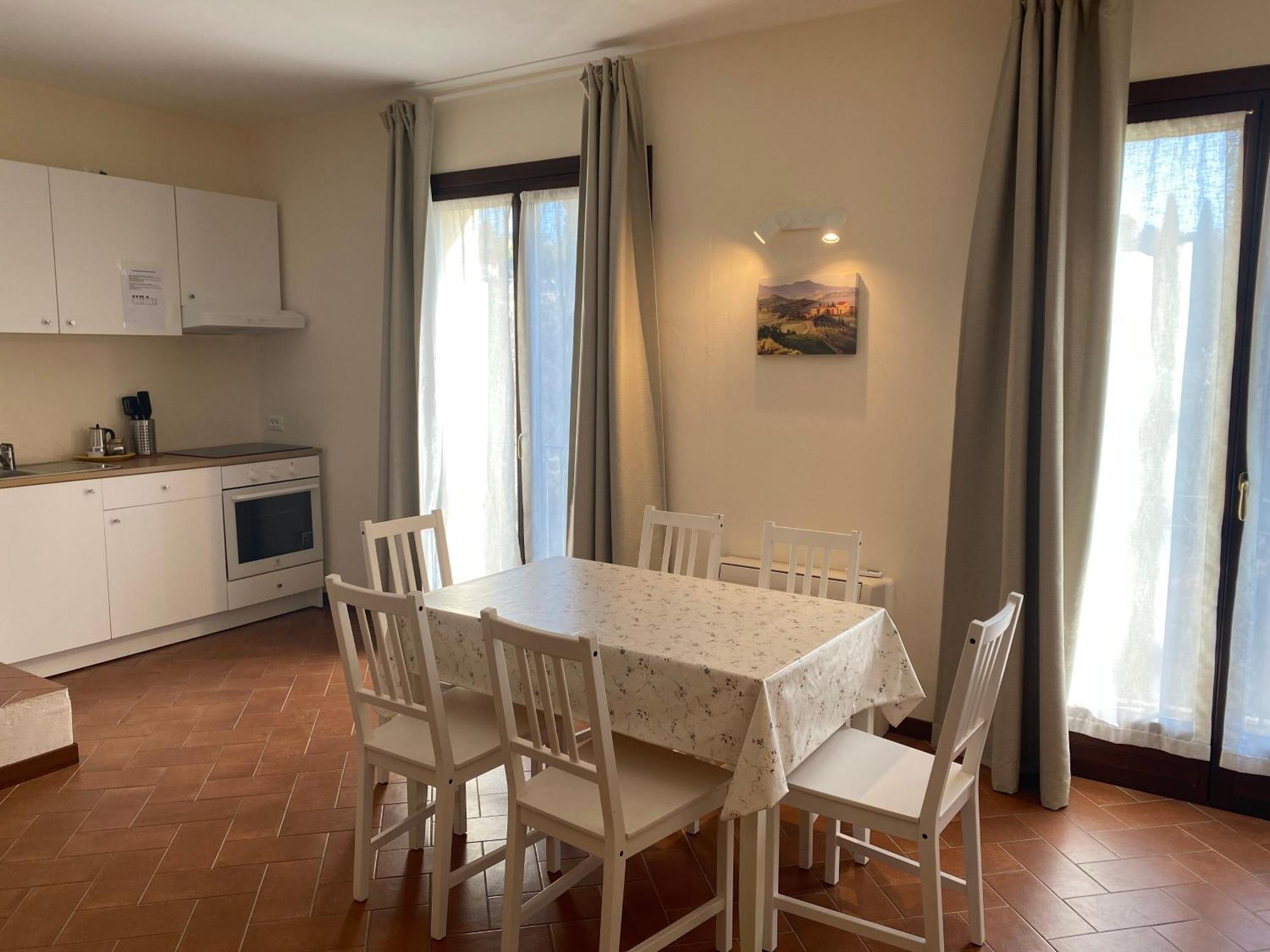 Residenza Cipressi E Olivi Apartamento *